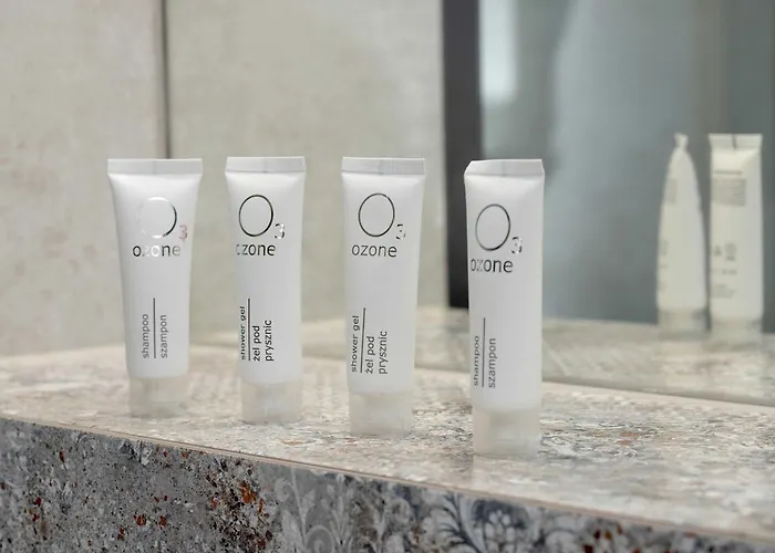 Sunny & Charming Garden Apartment With Parking By Noclegi Renters *